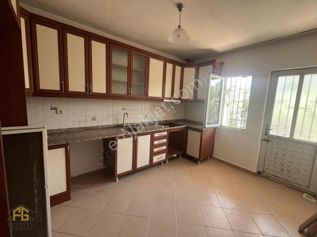 Fethiye Çalıca'da 2+1 Kapalı Mutfak Kiralık Daire
