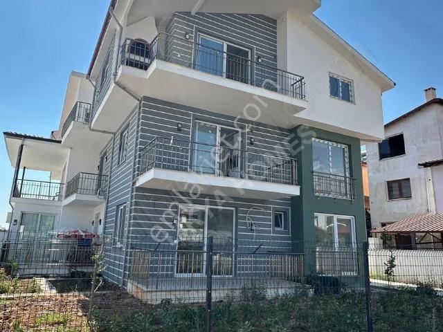 Fethiye Çamköy Mah.de 4+1 140 M2 Net. Yüksek Çatı Muhteşem Daire