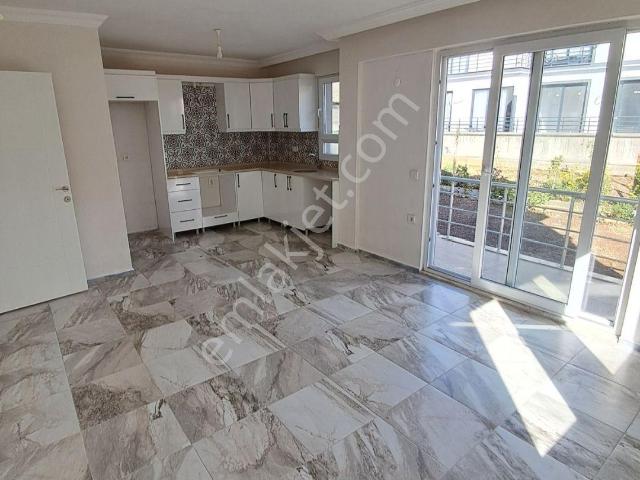 Fethiye Çamkoyde Bahçeli Kiralik 2+1 Giriş Kat Daire