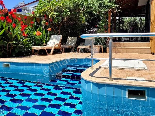 Fethiye Foça Mahallesinde Eşyalı Kiralık Villa