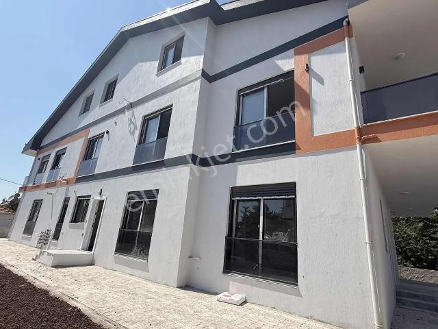 Fethiye Foça'da | Sıfır Bina | Yol Cepheli | Ticariye Uygun 1+1