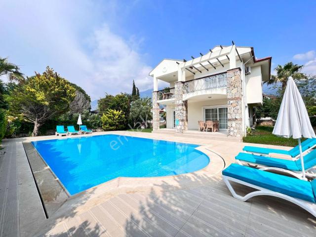 Fethiye Hisarönü'nde Harika Konum 3+1 Satılık Villa