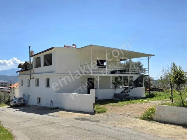 Fethiye İncirköy Mh. 130 M2 Bahçeli Köy Evi