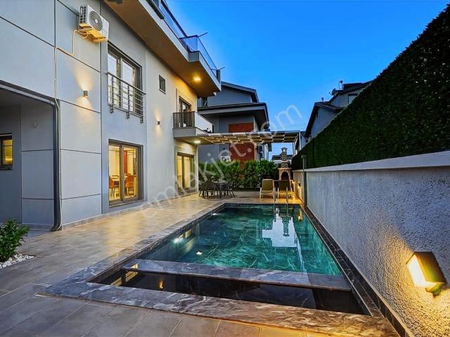 Fethiye Karagedikte Satılık 4+1 Havuzlu Müstakil Villa