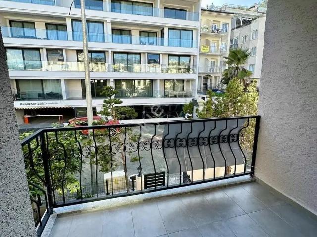 Fethiye Karagözlerde Ara Kat Daire