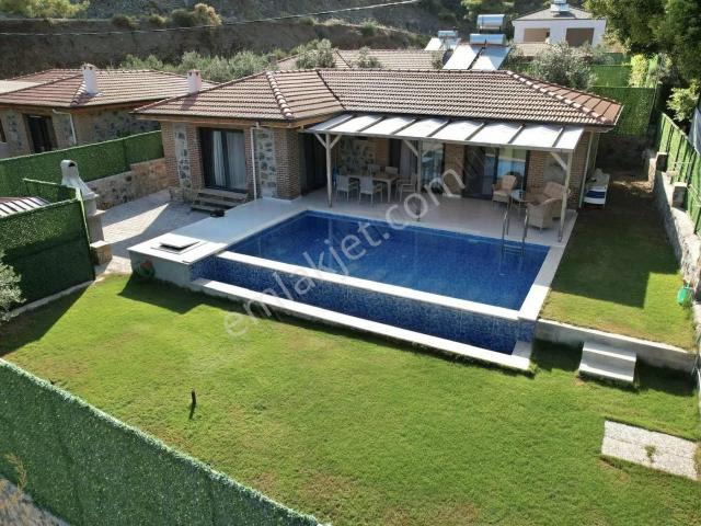 Fethiye Karaot Plajı Yakını Kiralık 2+1 Eşyalı Taş Villa