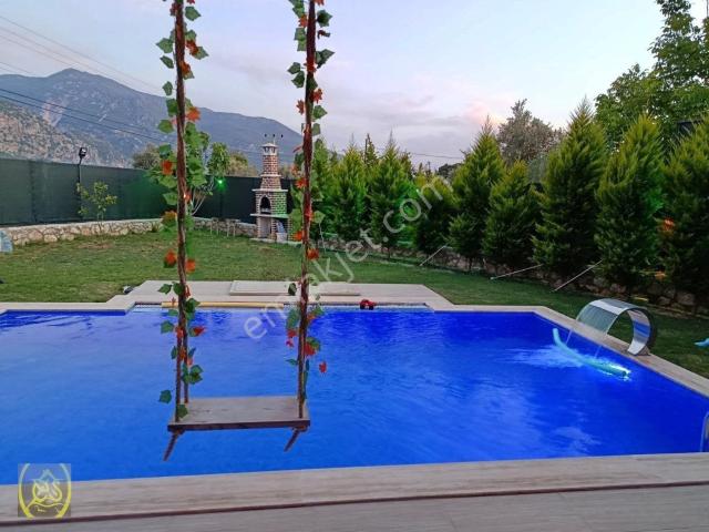 Fethiye Kemer Mah. Muhtesem Konumda Müstakil Satılık Taş Villa