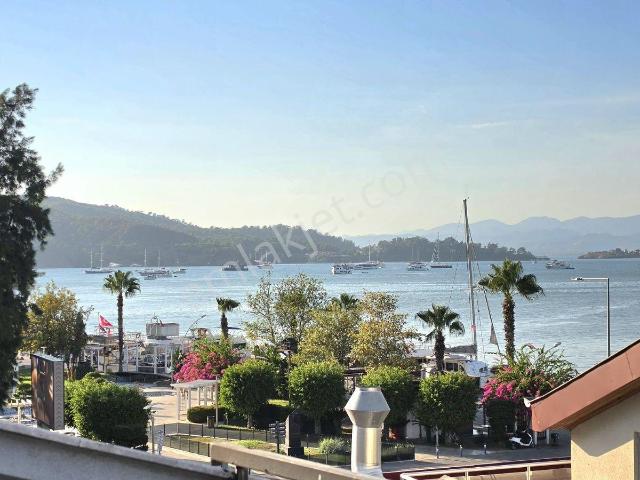 Fethiye Sahilde Merkezi Konumda 3+1 110m2 Deniz Manzaralı Daire