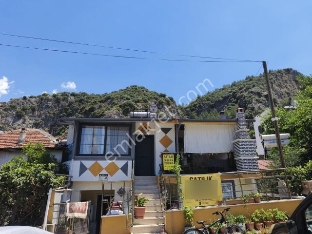 Fethiye Sehır Merkezinde Satılık Bakımlı Daire