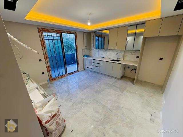 Fethiye Taşyaka da satılık ara kat asansörlü 2 + 1 daire