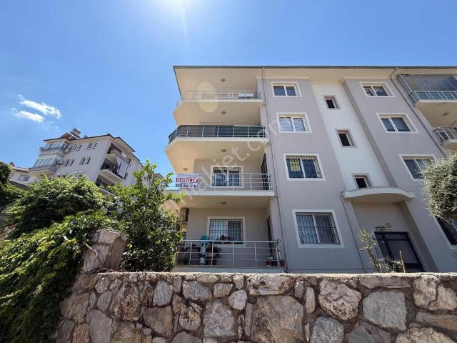 Fethiye Taşyaka Patlangıçda 3+1 Ara Kat Satılık