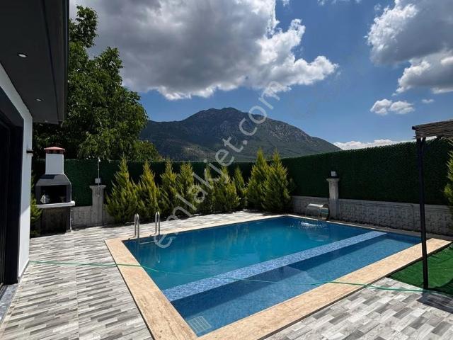 Fethiye Yeşilüzümlünün Doğasında Özel Havuzlu Müstakil 2+1 Villa