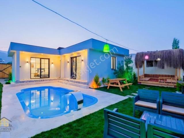 Fethiyede 2+1 Uzun Dönem Kiralık Villa