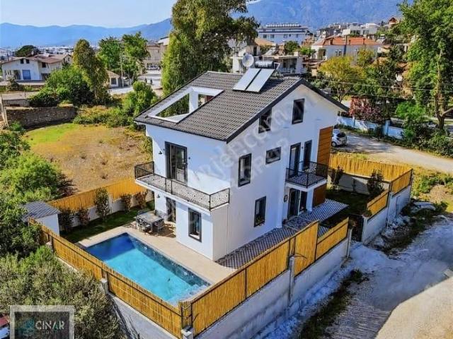 Fethiyede Deniz Manzaralı Yeni Ve Lüks Villa