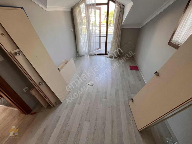 Fethiyede Hem İşyeri Hem Konut Kullanımına Uygun Kiralık Daire
