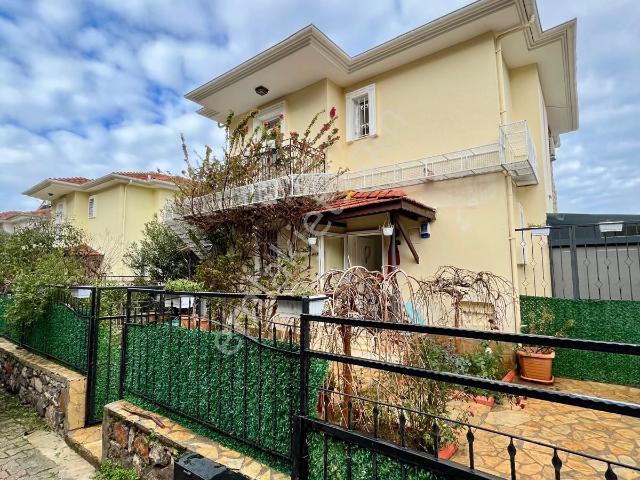 Fethiye'nin Tercih Edilen Ovacık Bölgesinde 3 Yatak Odalı Villa