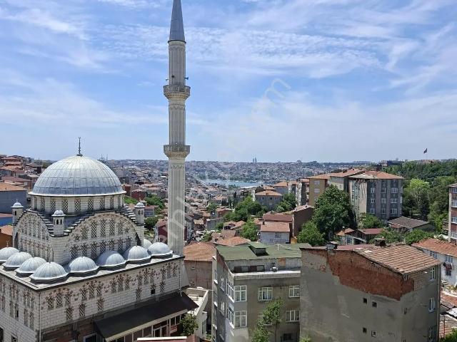 Fetihtepe Emlak Konut Okmeydanında Satılık 2+1 Daire