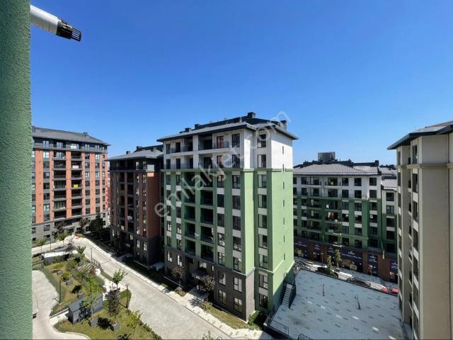 Fetihtepe Okmeydanı Emlak Konut'ta Peyzaj Manzaralı Metrobüs'e Yakın 2+1 Kiralık