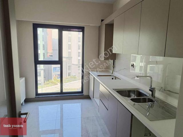 Fetihtepe Toki 2+1 Park Manzaralı,balkonlu Kiralık Sıfır Daire