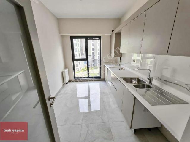 Fetihtepe Toki 2+1 Park Manzaralı,balkonlu Satılık Sıfır Daire