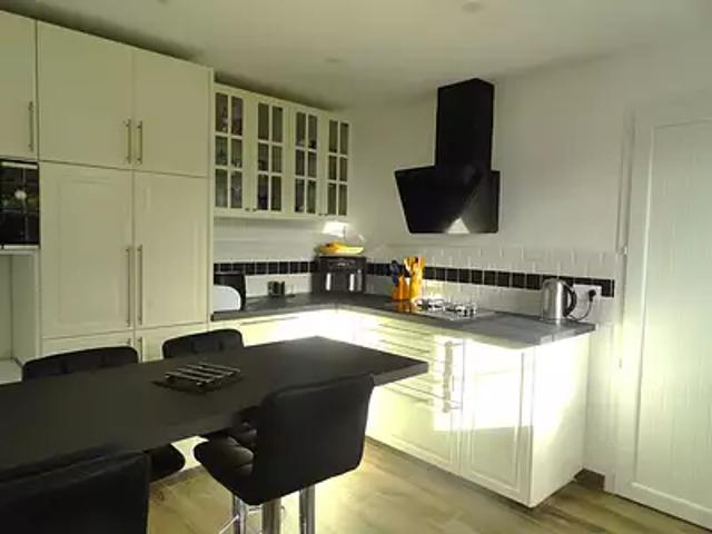 Feucherolles 78810 Achat / Vente maison 6 pièces t6 au dernier étage terrasse