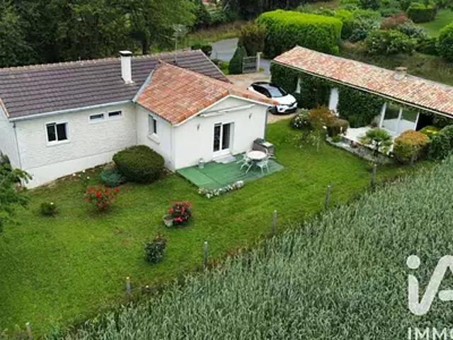Feuillade 16380 Achat / Vente maison 5 pièces t5
