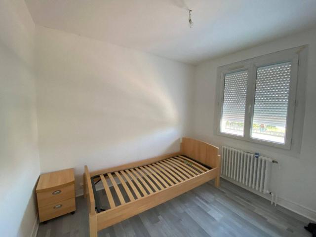 FEURS MAISON T3