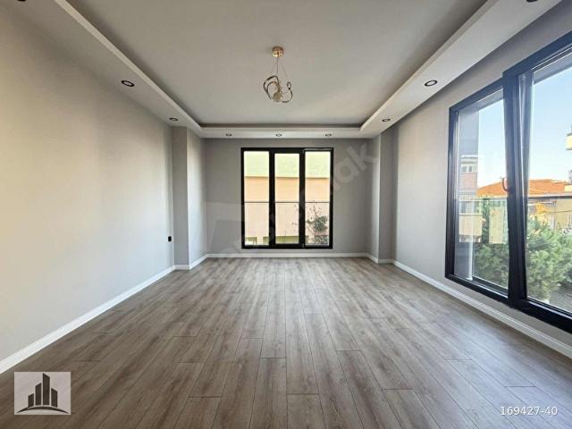 FEVZİ ÇAKMAK MAH 3+1 135 m ASANSÖRLÜ FIRSAT ARAKAT