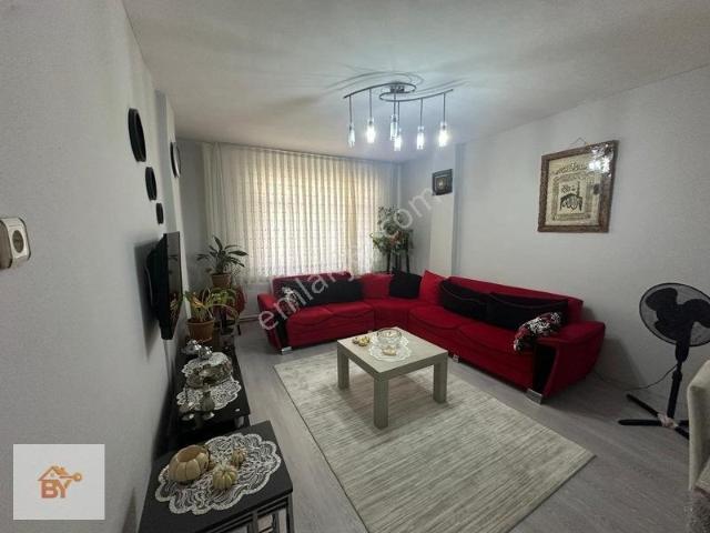 Fevzi Çakmak Mah De Masrafsız 3+1 Satılık Ara Kat Daire