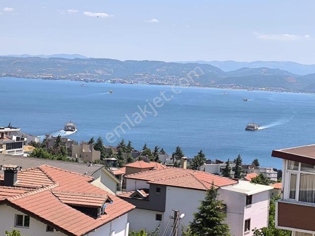 Fevziçakmak Mah Deniz Manzaralı Geniş İki Aileye Uygun Dubleks