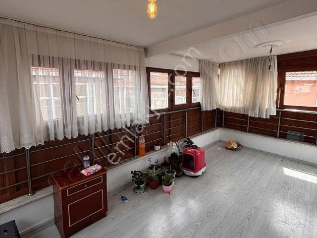 Fevziçakmak Mah. Merkezi Konumda Kiralık 1+1 Yenı Yapı