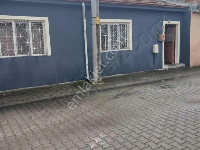 Fevziçakmak Mahallesinde Satılık 3+1 Müstakil Ev