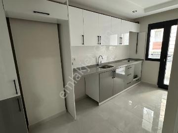Fevziçakmak Mh 2+1 Krediyeuygun E5 Metro Yakını Daire