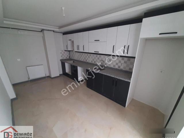 Fevzi Çakmakta Ara Kat Sıfır 3+1 Daire !