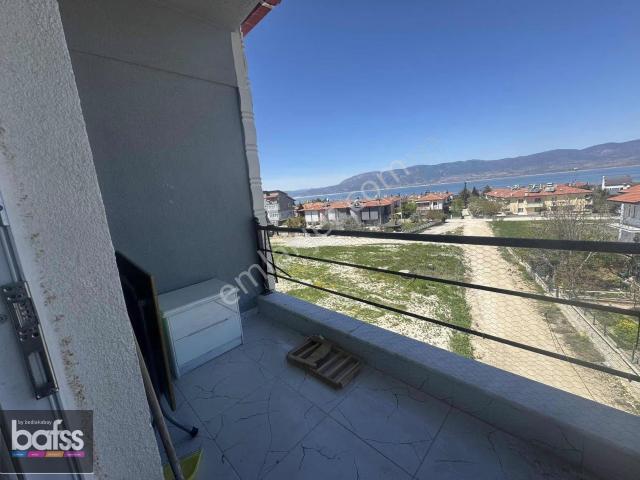 Fevzi Çakmakta Göl Manzaralı Kiralık 55m2 1+1 Daire