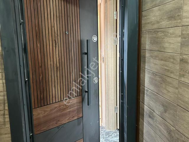 Fevzi Cakmak Mahallesinde İci Full Yapılı Satılık Daire