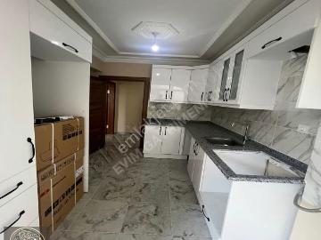Fevzipaşa Mah. Güzel Konumda 3 Balkonlu 2+1 136m² Kiralık Daire