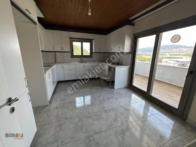 Fevzipaşa Mah. 220 M2 4+1 Satılık Daire
