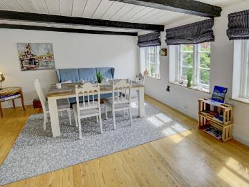 fewo1846 Dampfer Alexandra / Lovingly furnished maisonette in the lively old town with 2 bedrooms