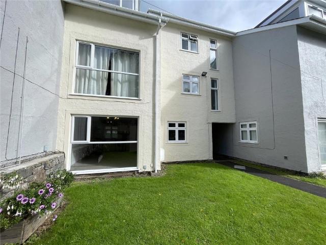 Ffordd Garnedd, Y Felinheli, Gwynedd. 2 bed apartment to rent £750 pcm £173 pw