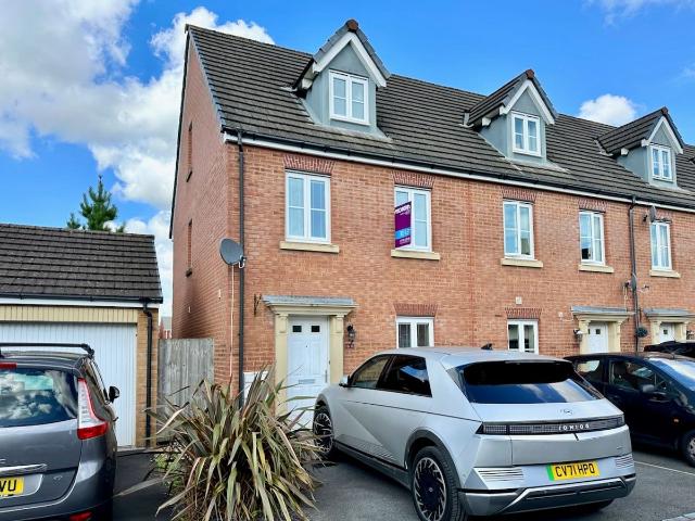 Ffordd Watkins, Birchgrove SA7, 3 bed town house to rent, £1,250 pcm | PrimeLocation