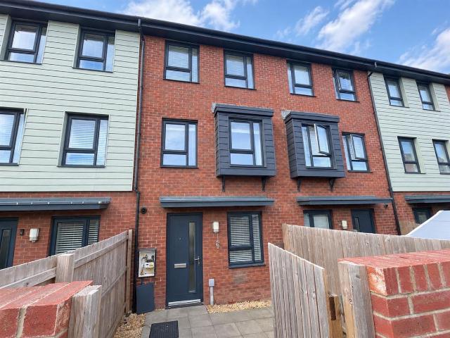 Ffordd Wallace, Barry CF63, 3 bed terraced house to rent, £1,675 pcm | PrimeLocation