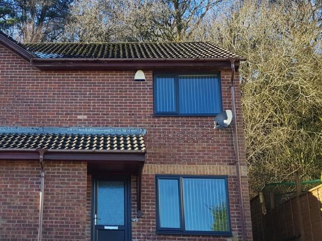 Ffynnon Wen Street Clydach, 2 bed terraced house to rent £850 pcm £196 pw