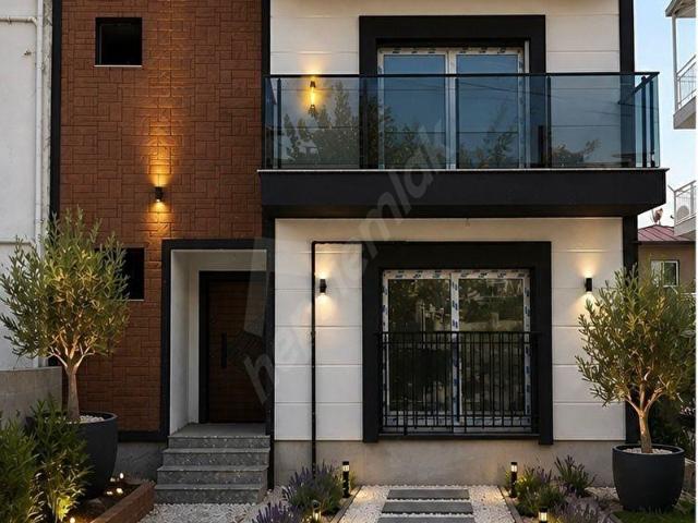 FİNALİM EMLAK 4+1 Tripleks müstakil Bahçeli 200 m2 Geniş villa
