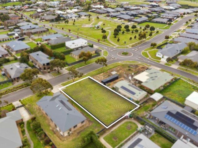 Final Opportunity to build in Boronia Way!