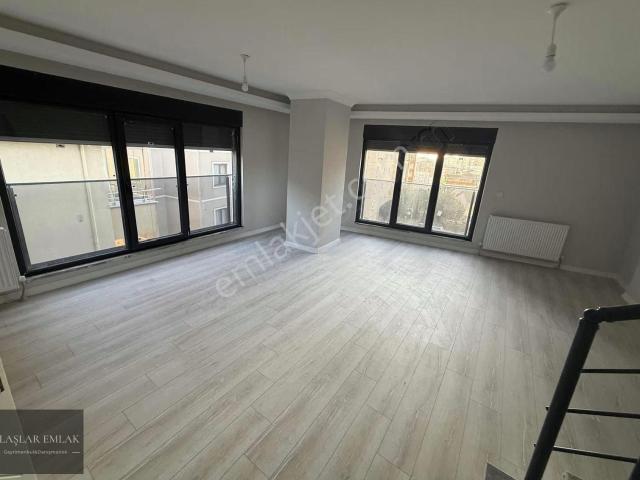 Finans Merkezi Ve Metronun Yanında 3+1 150m2 *sıfır* Lüks Dublex