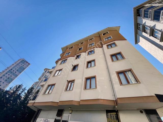 Finans Merkezine Komşu Eşyalı 2+1 Kiralık Daire