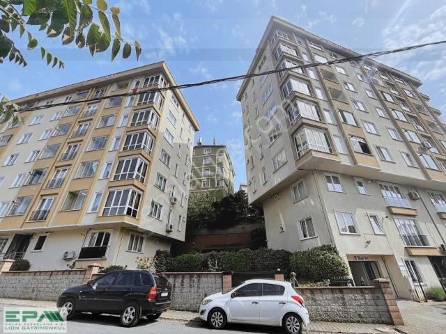 Finans Merkezine Komşu Site İçi Arakat 2+1 Satılık/for Sale