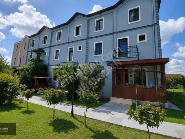 Finansman'dan. kelepir. güvenlikli Sitede. iyi Konumda Villa