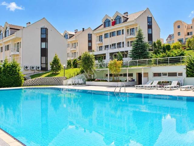 Finansman'dan. havuzlu. güvenlikli Site. bahçeli. bakımlı Villa